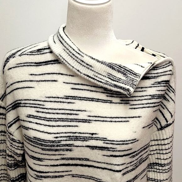 T by Talbots Turtleneck Black and White Sweater Zip Shoulder/Neck Women's Sz S - Picture 7 of 11
